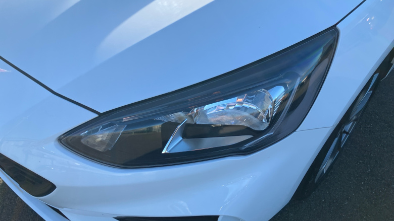 Ford Focus 1.0 EcoBoost 125 ST-Line Nav 5dr Petrol Hatchback